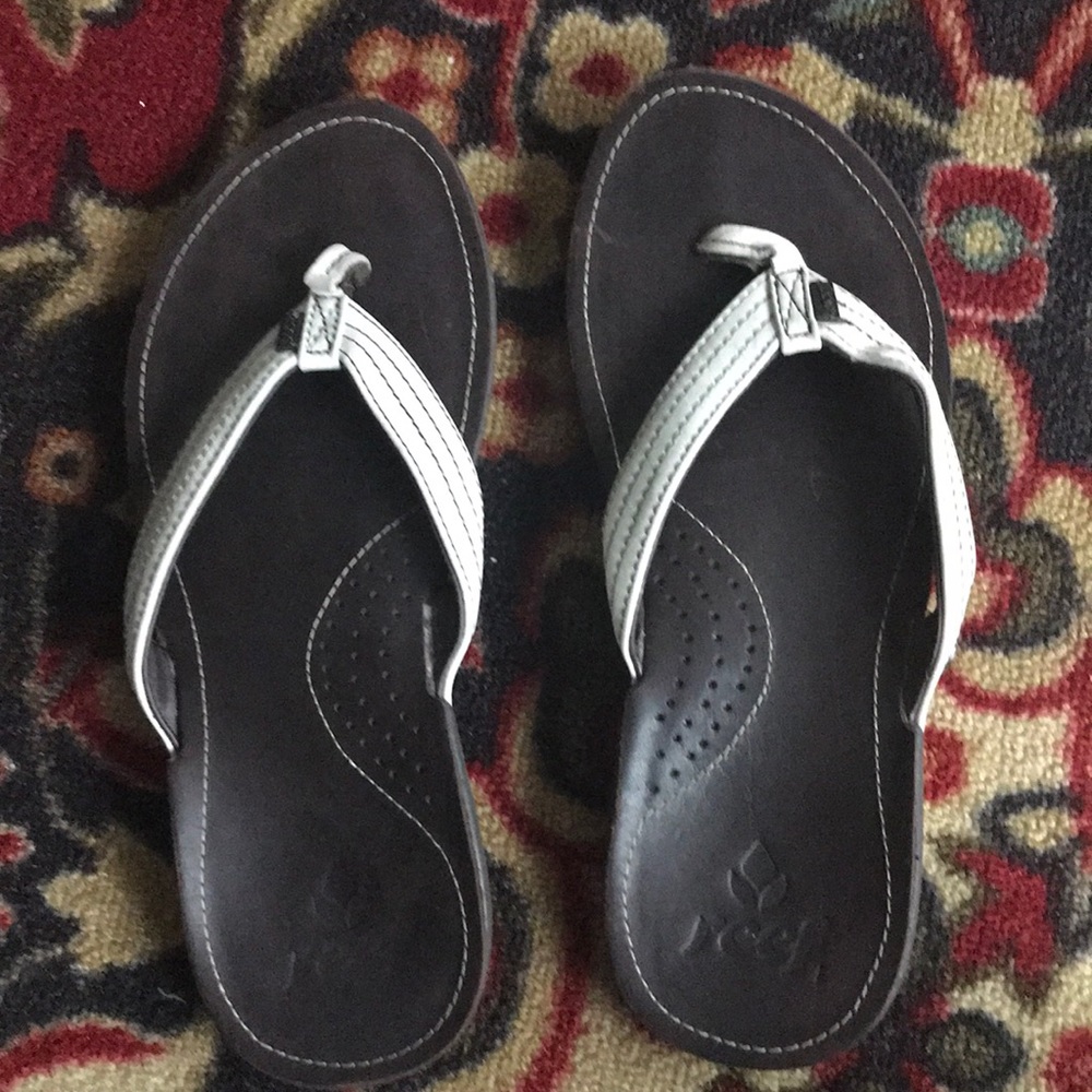 Reef flip flops